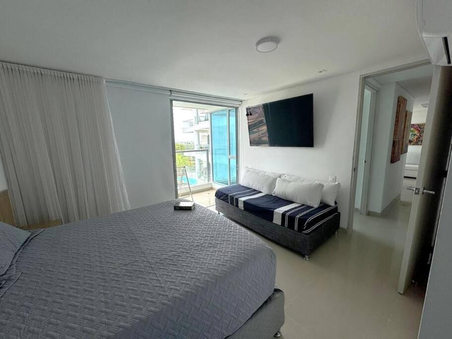 Amazing Beachfront Apartment Cartagena