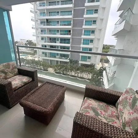 Amazing Beachfront Apartamento